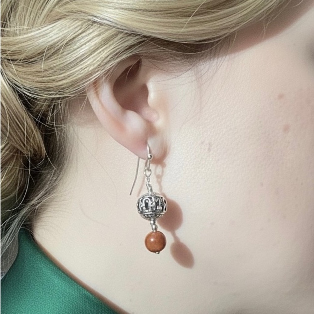 🎁 Pretty Chic Drop Dangle Earrings, genuine Carnelian natural stone. Unique. New - Picture 2 of 2